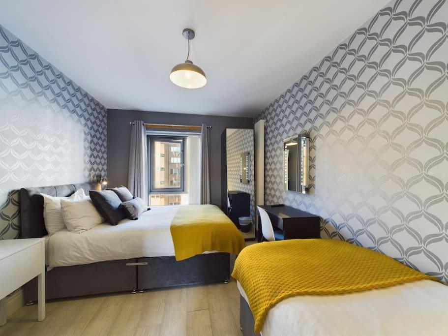 Donegall Sq Apt At City Gate, Belfast City Centre Exteriör bild