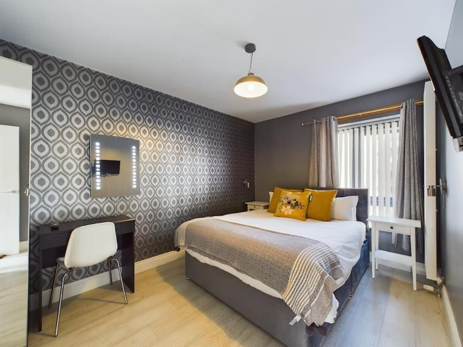 Donegall Sq Apt At City Gate, Belfast City Centre Exteriör bild